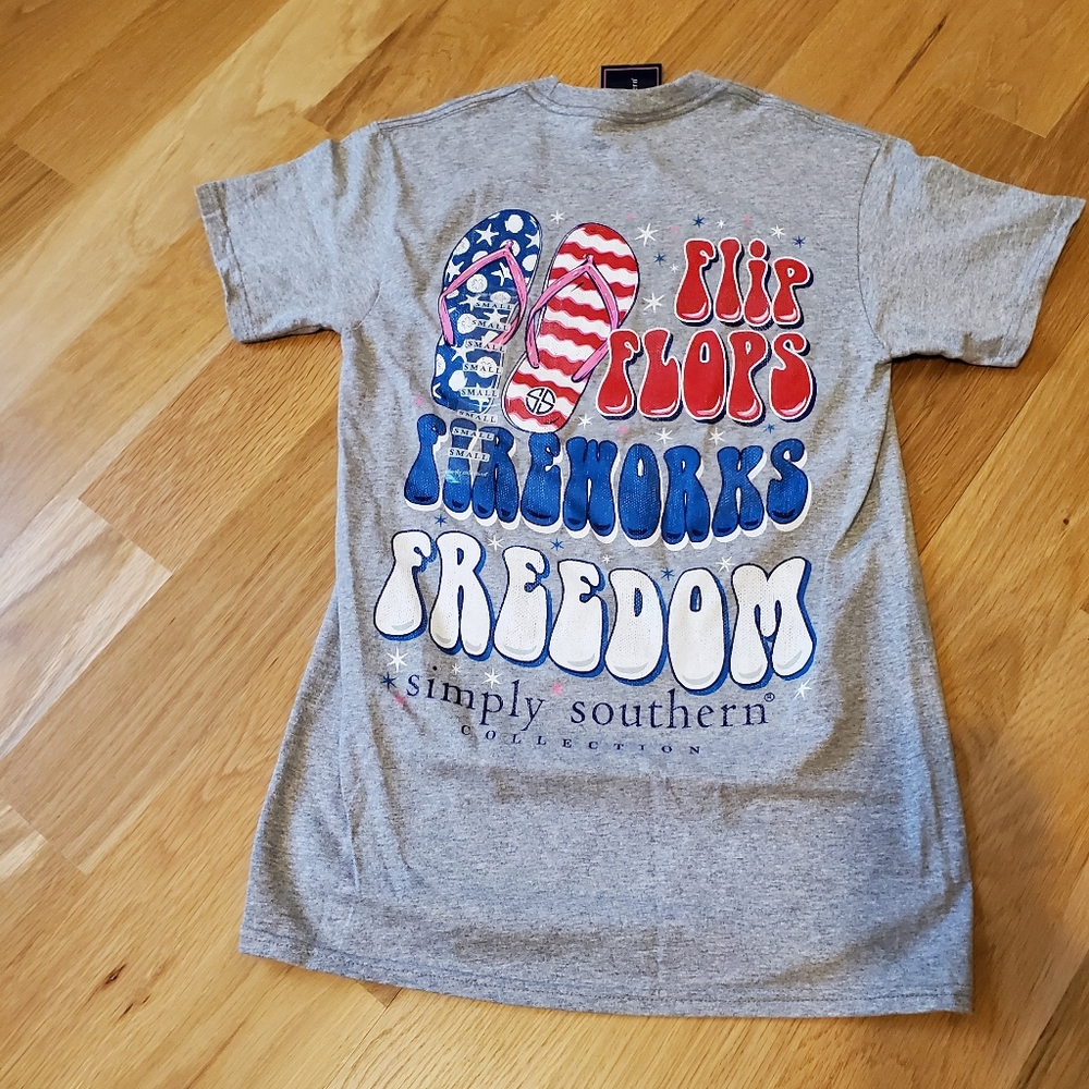 Simply Southern Flip Flops Freedom T Shirt-NWT